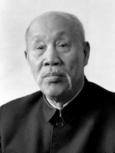 董必武像（资料照片）。新华社发