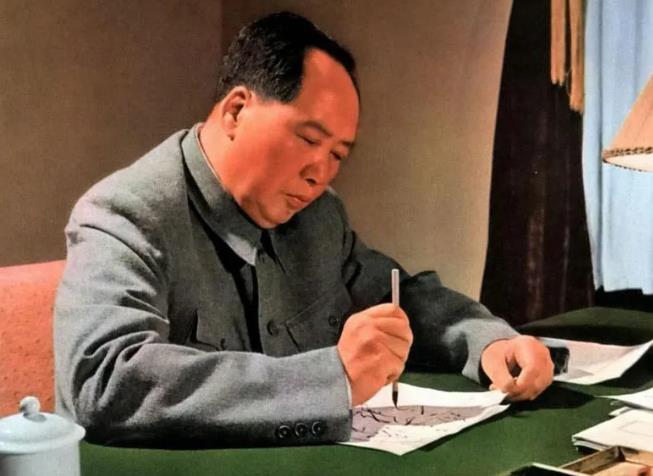 毛主席评价赵匡胤：他做的那两件大事，都有“虚伪”的成分