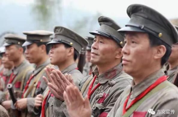 开机仪式现场观众