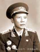 第一位主动让位的开国将军-朱良才