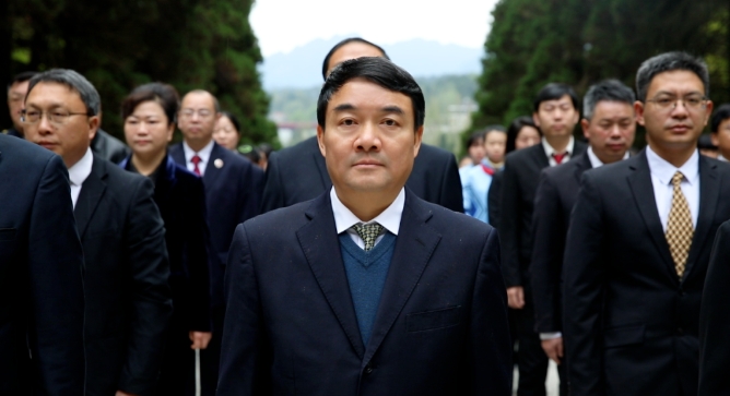 井冈山举行干部群众清明公祭活动