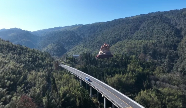 吉安到井冈山景区滴滴站点巴士上线！9.9 元起直达，首条线路限时特惠