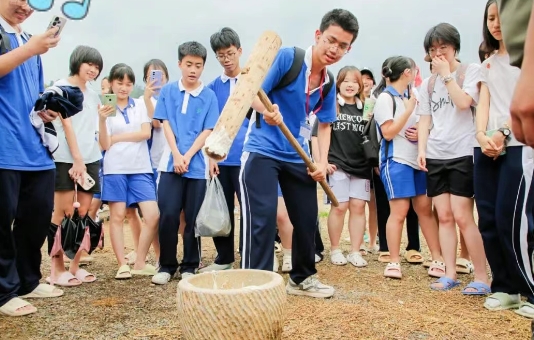民俗体验 - 打糍粑