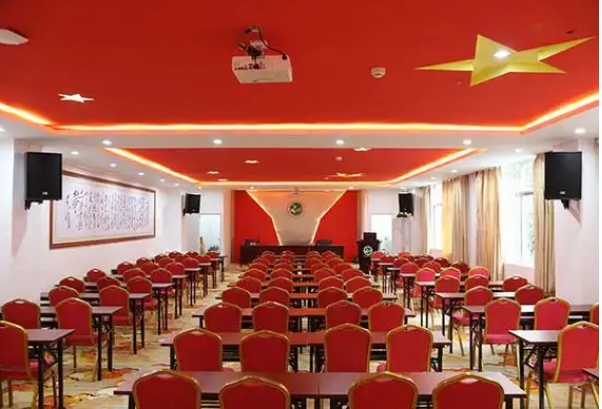 井冈山上培训教育基地数量与费用揭秘：团队学习必看指南