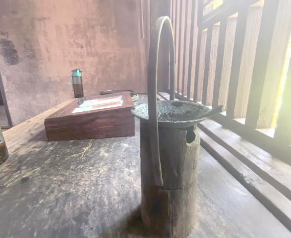 井冈山：八角楼里那盏不灭的灯